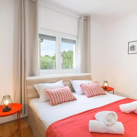 Vitorio Apartment *